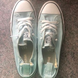 Converse shoreline slip on size 10